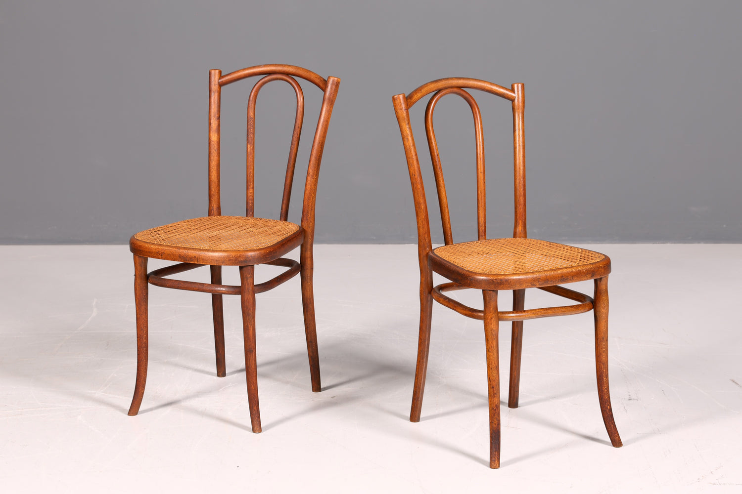 Edler Original Thonet Stuhl Wiener Geflecht Korbgeflecht Bugholz Kaffeehausstuhl Sekretär Stuhl Antik Vintage