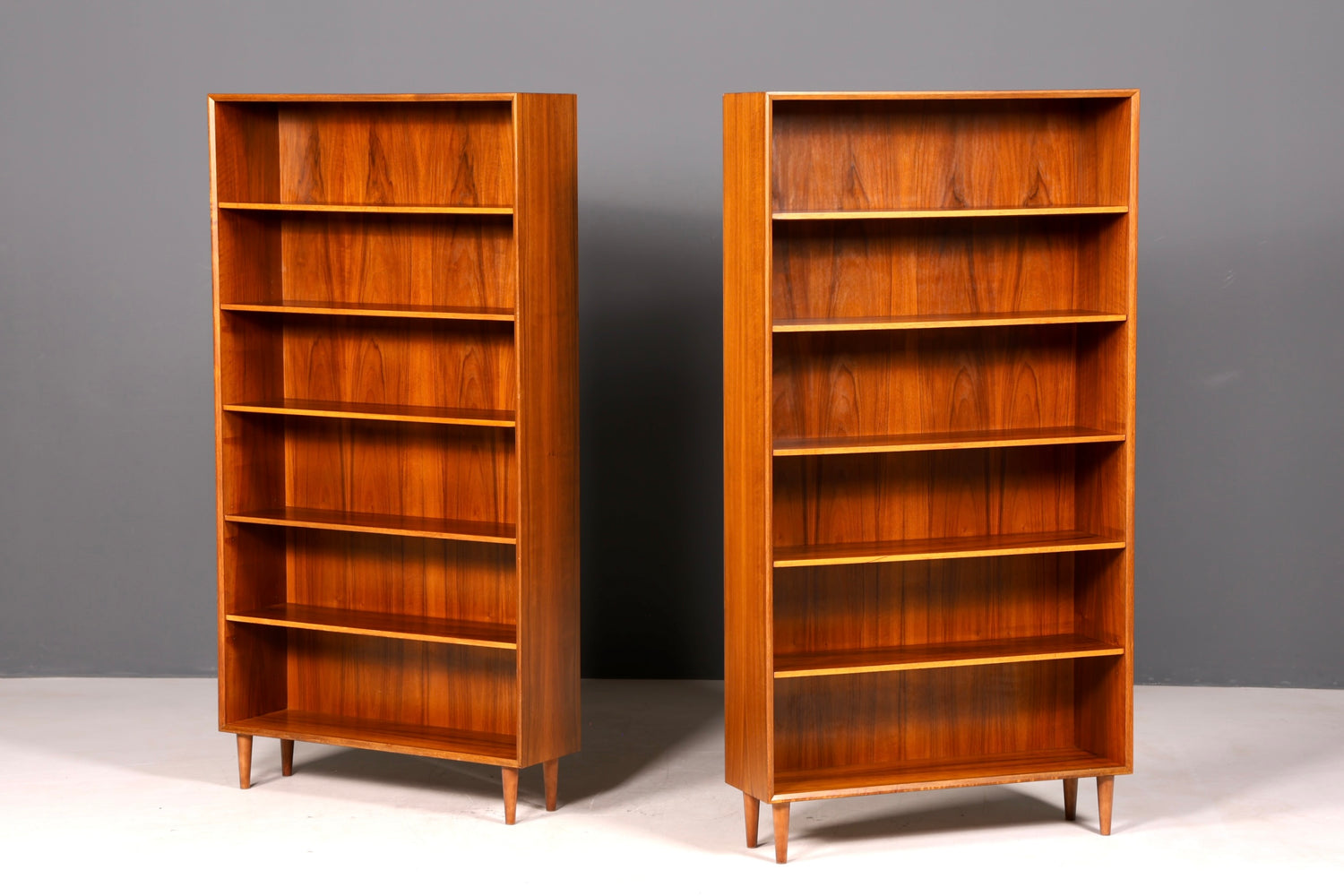 Stilvolles Mid Century Regal Vintage Bücherregal Schrank Buchablage 60s Bookshelf 2 von 2