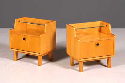 Schlichte Mid Century Kommode Vintage Klappschränkchen Danish Design Nachttisch 2 von 2