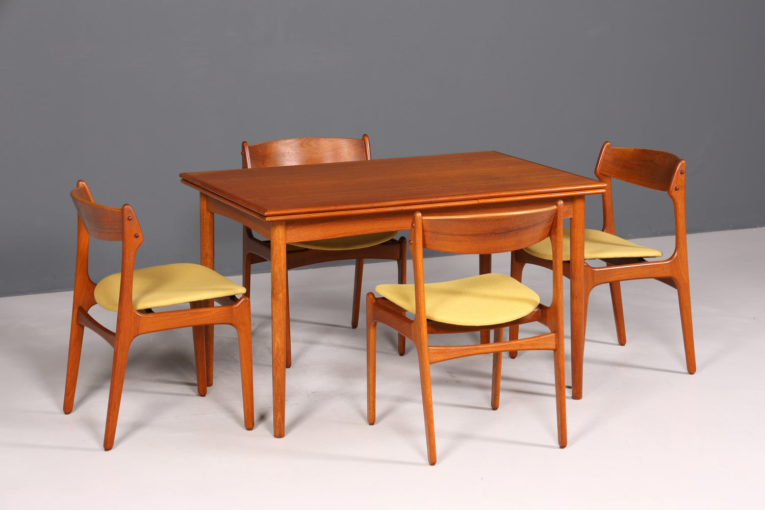 4x Original Erik Buch Stühle von Oddense Maskinsnedkeri A-S  Mid Century Danish Design Teak Holz Esszimmer Stühle Küchenstühle