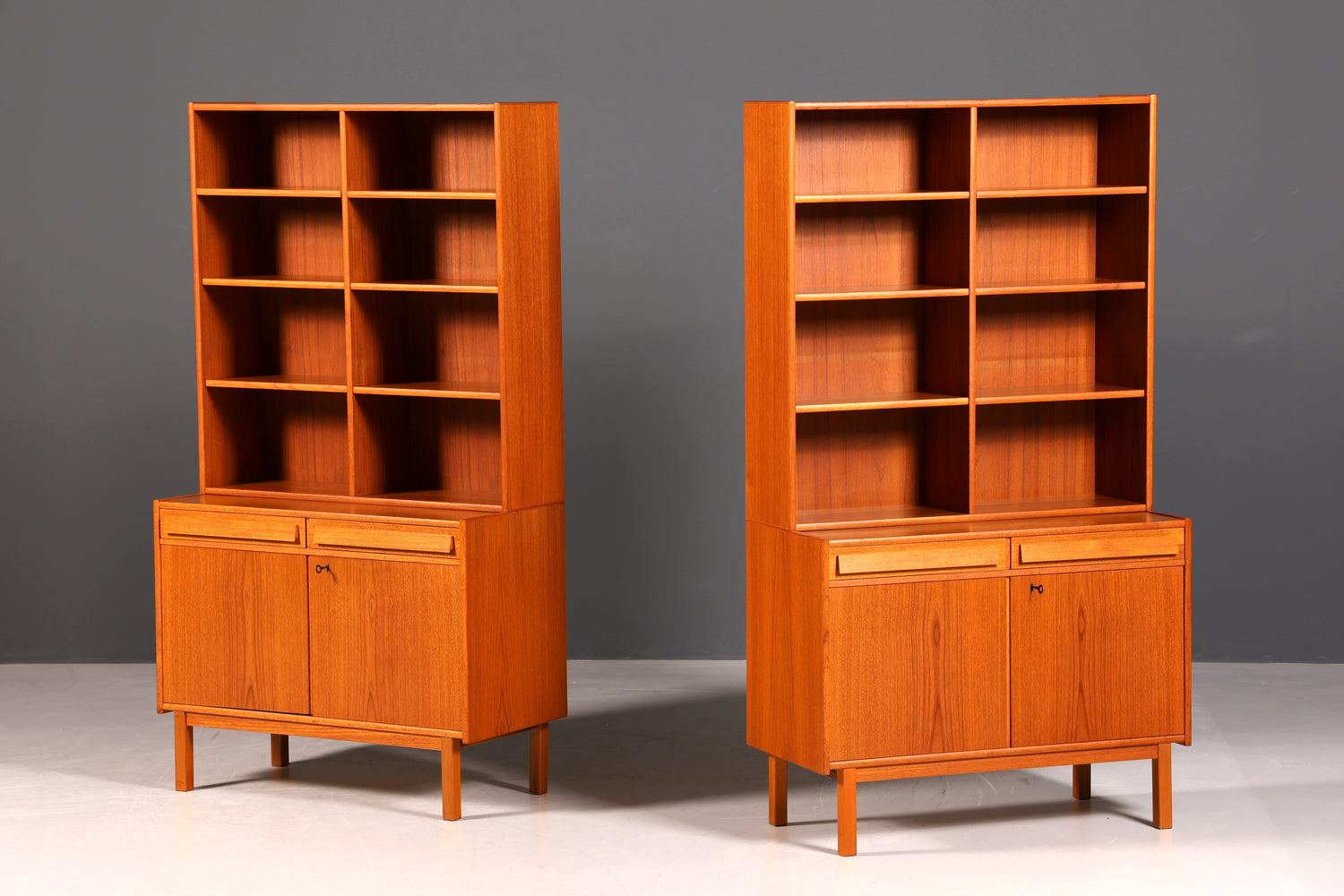 Traumhaftes Mid Century Regal Teak Holz Schrank Danish Design Retro Kommode Vintage Bücherregal 60er Jahre 1 von 2