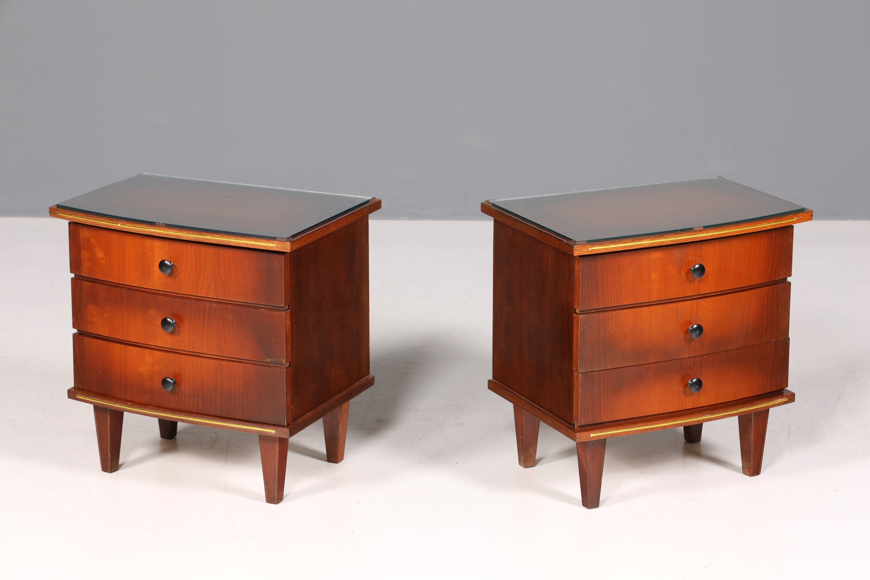 Wunderschöne Mid Century Kommode Vintage Nachttisch 60s Schubladenkommode 2 von 2