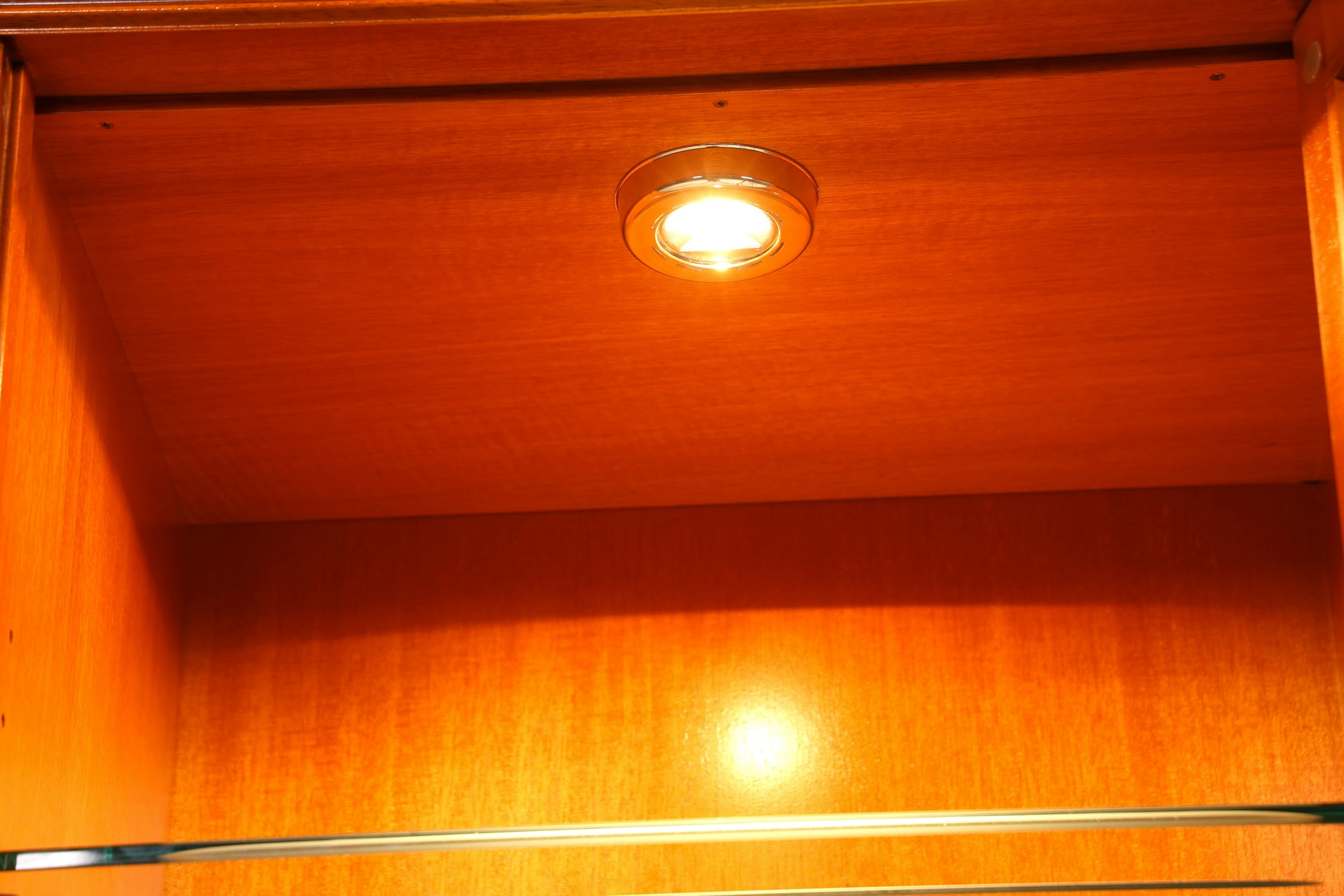 Wunderschöne Original Heldense Vitrine Englische Eibe Bücherschrank Buffet Antik Stil Glasvitrine