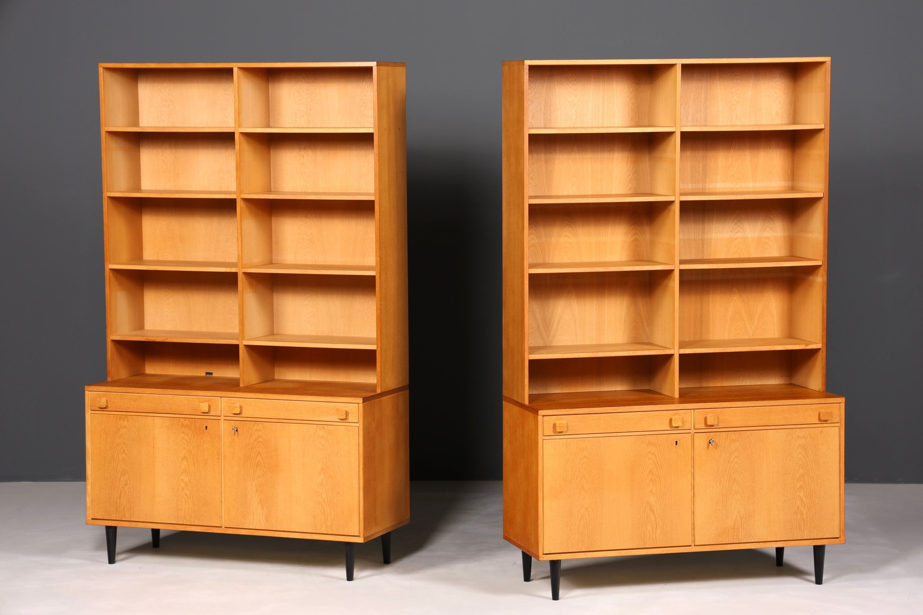 F894 Finish Traumhaftes Mid Century Regal echt Holz Schrank Danish Design Retro Kommode Vintage Bücherregal 60er Jahre