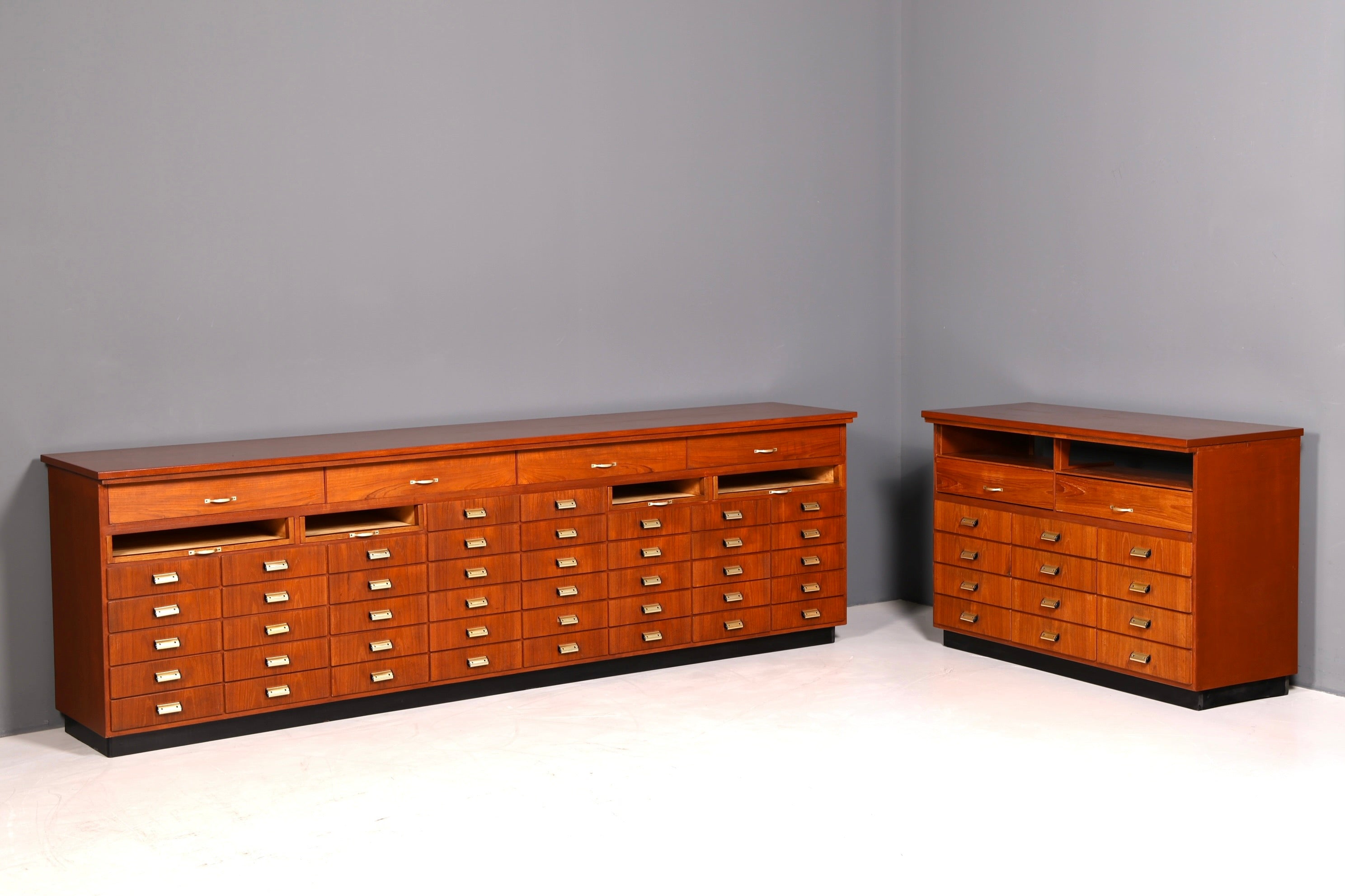 Wunderschöne Mid Century Kommode Vintage Bauhaus Apotheker Schrank Retro Schubladenkommode