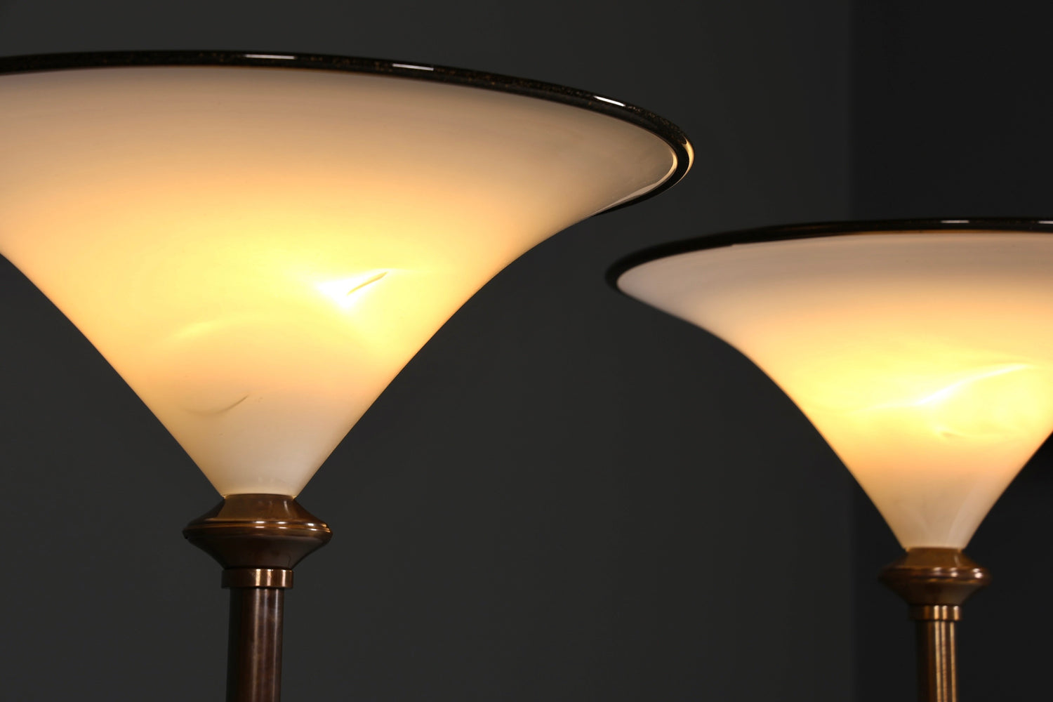 Beautiful Italian floor lamp by Barovier &amp;amp; Toso, Murano glass lampshade, uplighter, floor lamp, 2 of 2