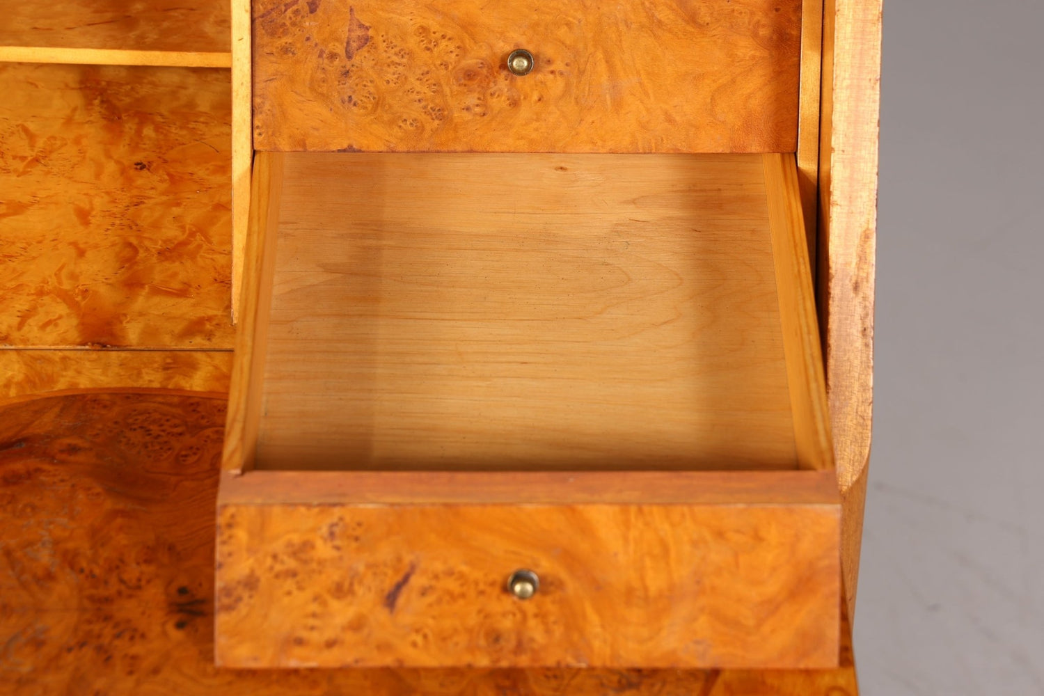 Stilvoller Sekretär um 1930 Büro Kommode Kirschholz skandinavischer Sekretär